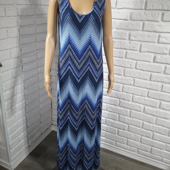 2 / $30.00 - Mario Serrani Italy Ladies Size Medium Blue & White Maxi Dress - Picture 1 of 7